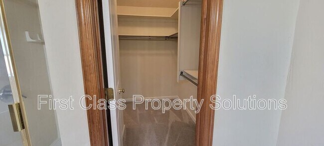 Building Photo - 2816 SE 95th St