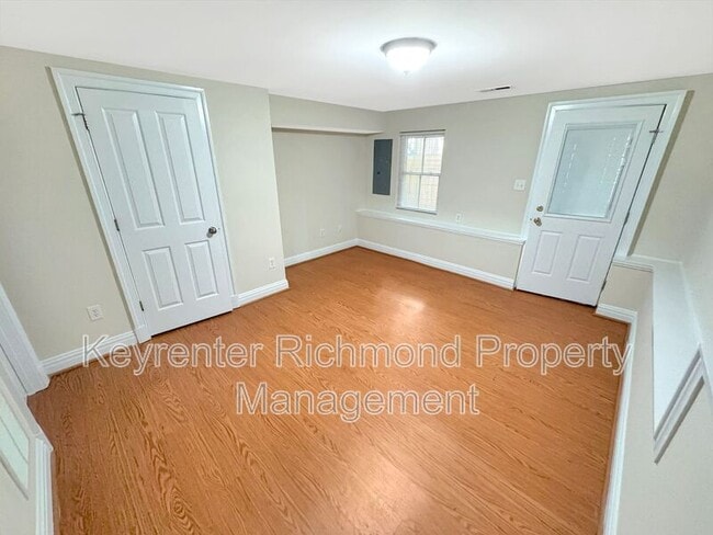 Building Photo - 708 Albemarle St