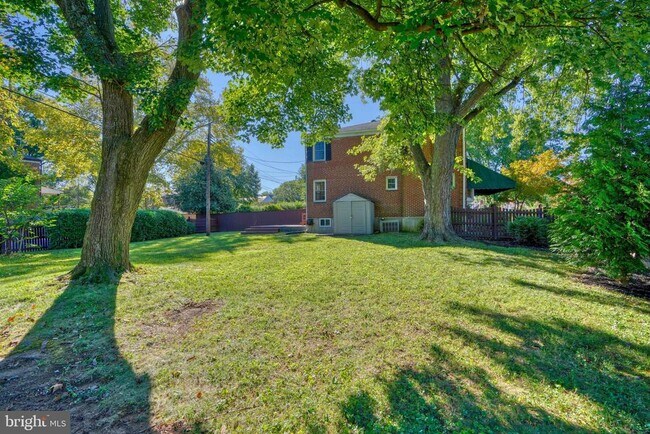 Building Photo - 6473 Blenheim Rd