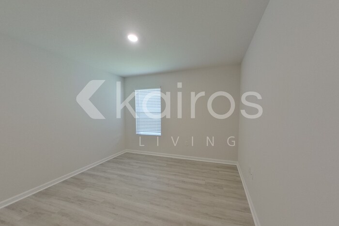 Building Photo - 4671 Malay Cir