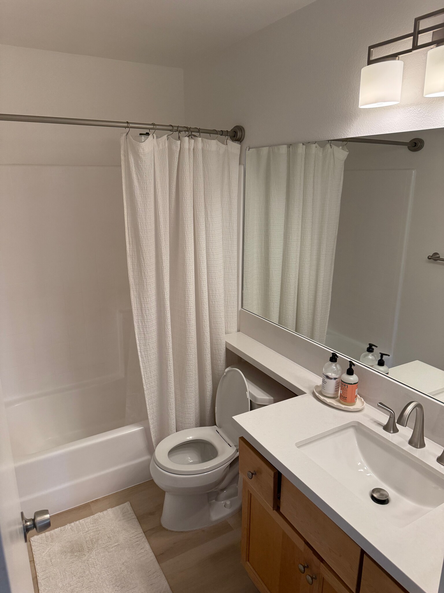 Building Photo - 4120 Porte de Merano