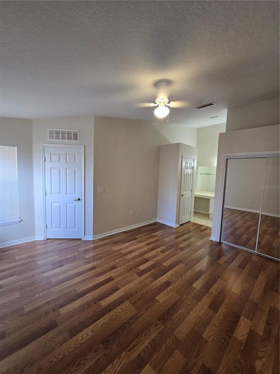 Building Photo - 2790 Club Cortile Cir