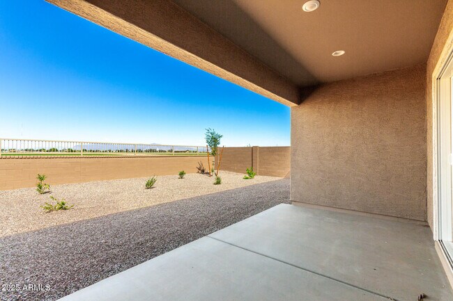 Building Photo - 2968 E Lucky Horseshoe Ln