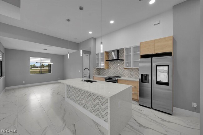 Building Photo - 1201 SW 8th Pl