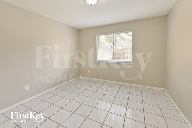 Building Photo - 11427 Milners Point Dr