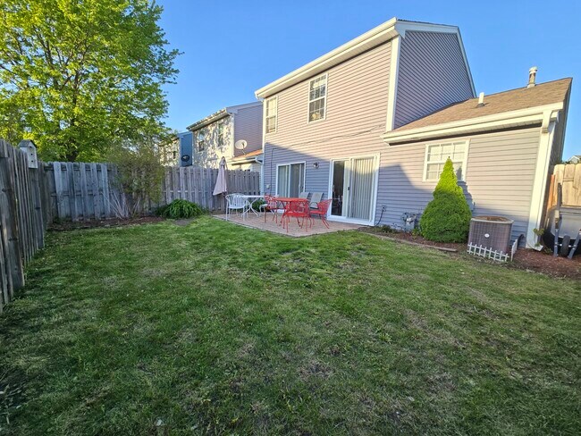 Building Photo - 3416 Greenwich Ln