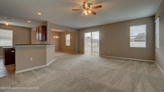 Building Photo - 13576 Hunters Point St