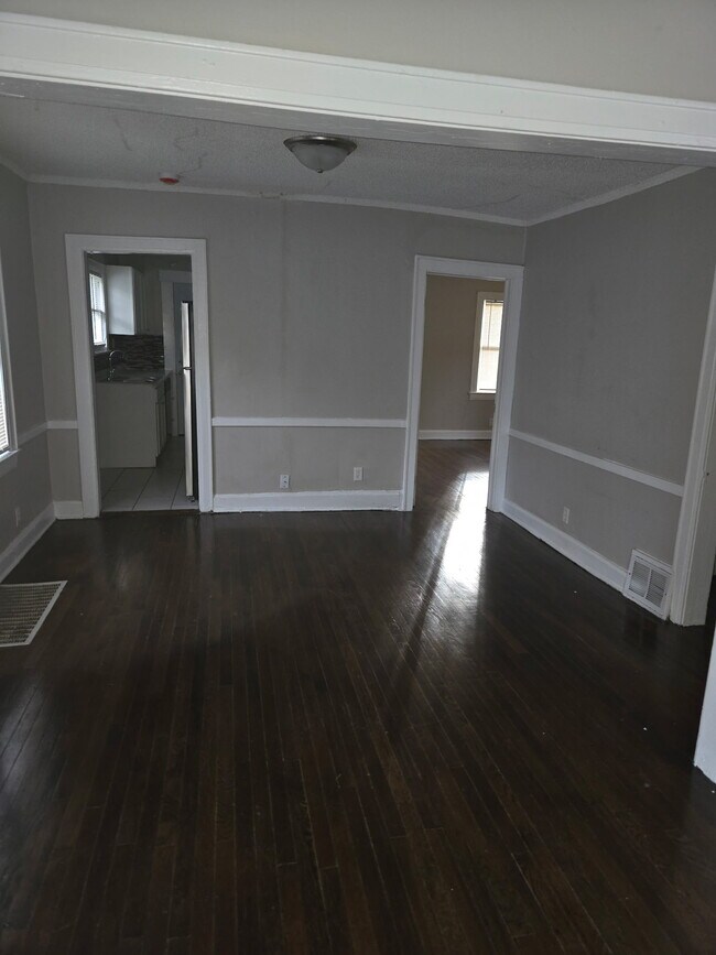 Building Photo - 5529 Michigan Ave