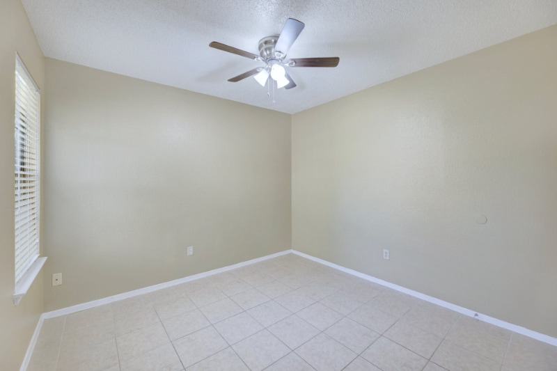 Building Photo - 12302 Dellrey Dr