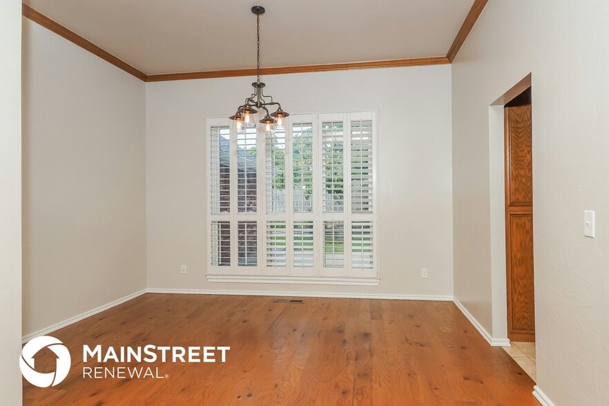 Building Photo - 2709 Berkley Dr