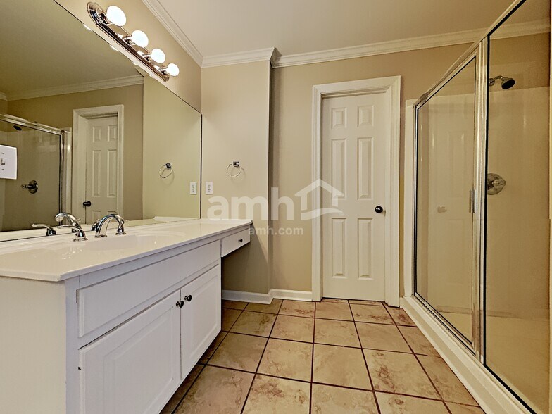 Building Photo - 708 Braidwood Ridge NW