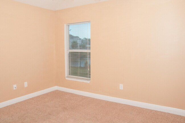Building Photo - 171 Secret Dr