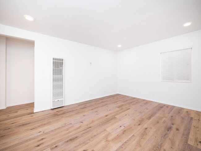 Interior Photo - 3042 Livonia Ave