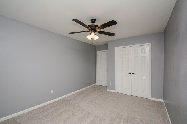 Building Photo - 6418 Waldron Dr