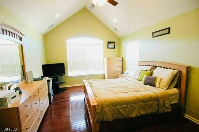 Building Photo - 14 Elco Ct