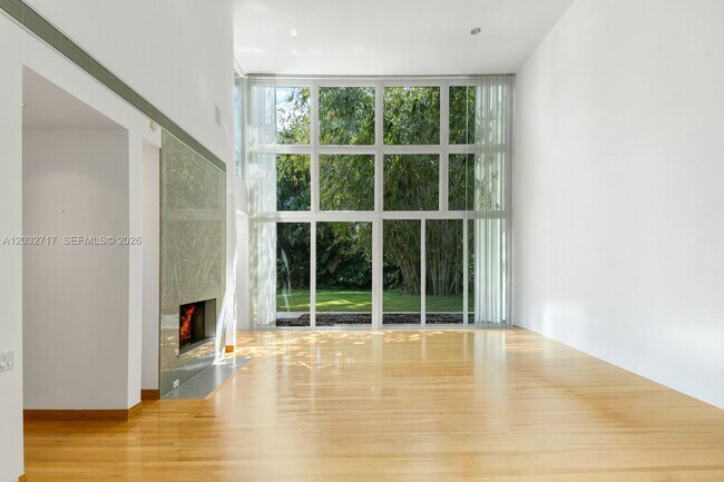 Building Photo - 6070 SW 128th St