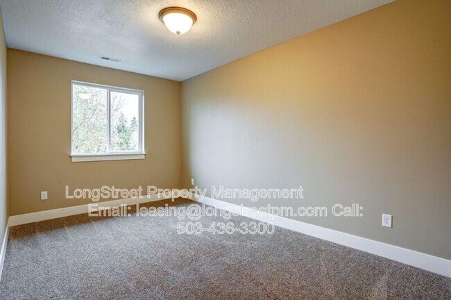 Building Photo - 482 S Monmouth Ave