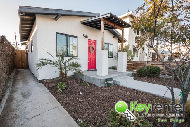 Building Photo - North Park Cozy Front Home of Duplex (full...