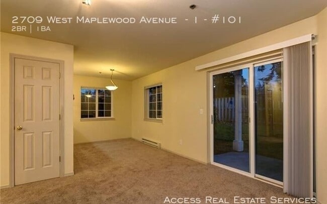 Building Photo - 2709 W Maplewood Ave