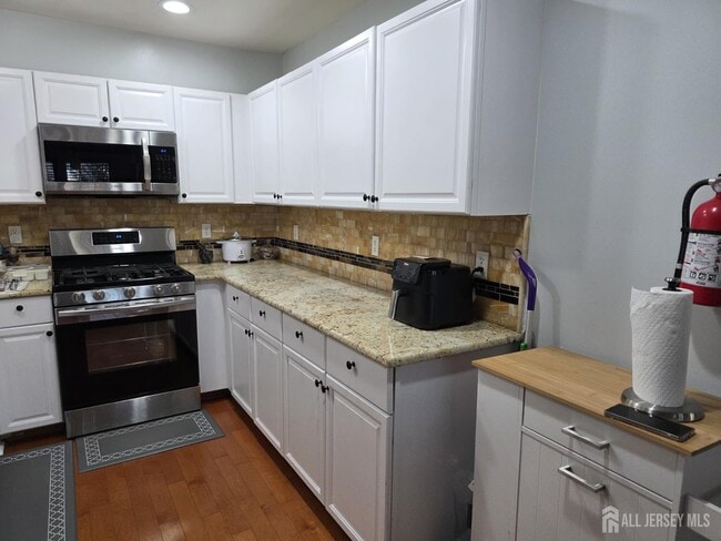 Building Photo - 78 Chariot Ct