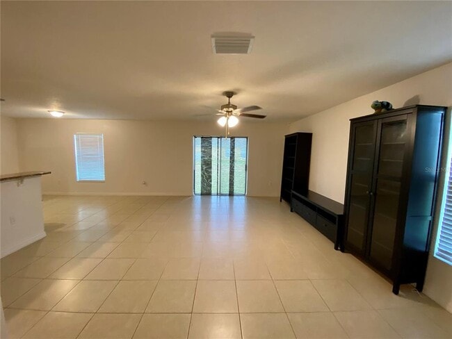 Building Photo - 8659 Silverbell Loop