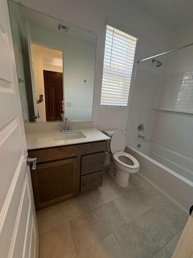 Building Photo - 4738 E Kenneth Ln