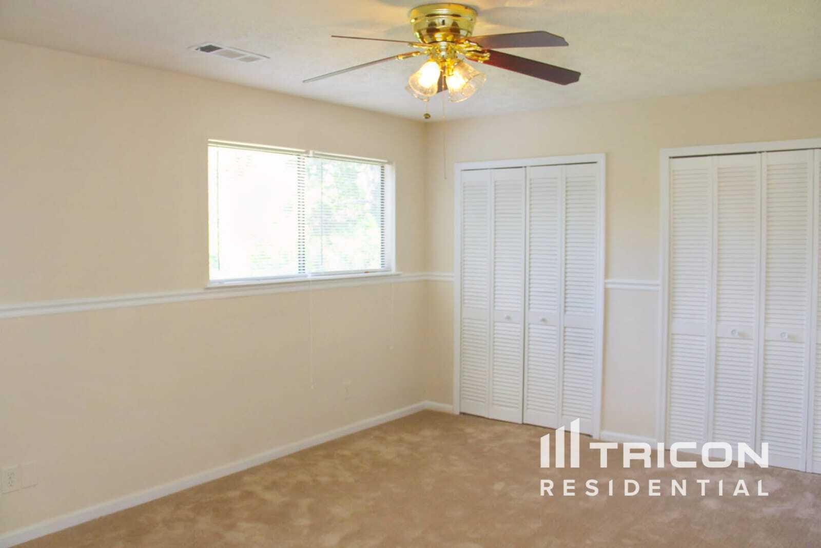 Building Photo - 3516 Estes Park Dr SW