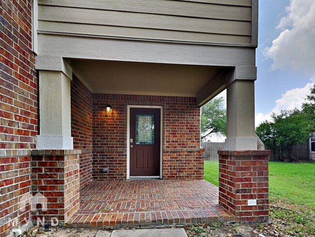 Building Photo - 7102 Cypress Pr Dr