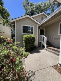 Building Photo - 343 Horizon Cir