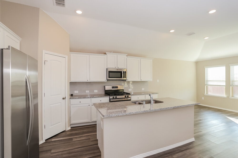 Building Photo - 14425 Jaycee Ln