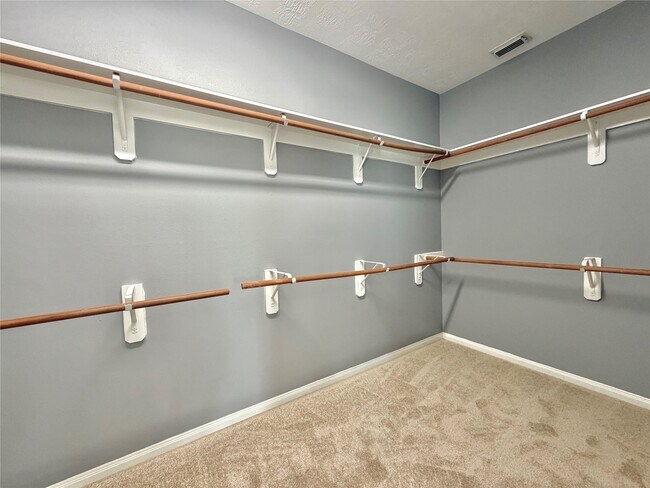 Building Photo - 24327 Lanning Dr