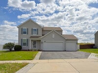 Building Photo - 651 Olive Ln