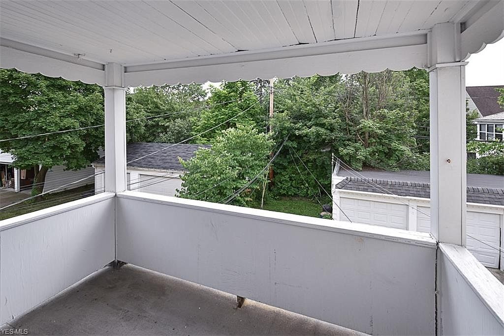 Covered patio - 18414 Newell Rd