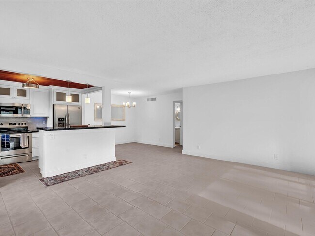 Building Photo - 524 Osprey Dr