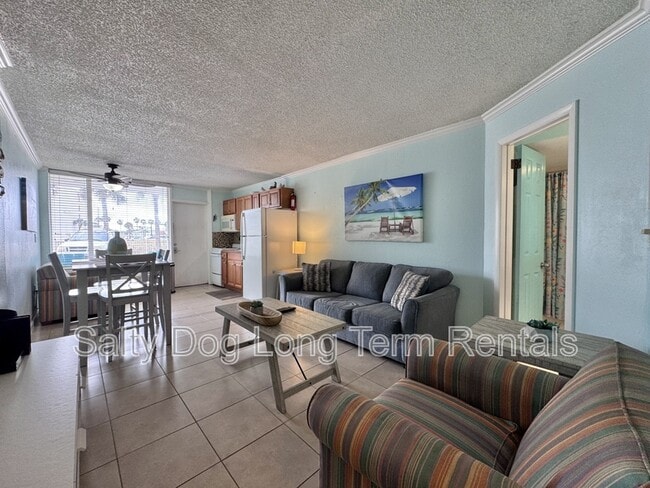 Building Photo - 935 S Atlantic Ave