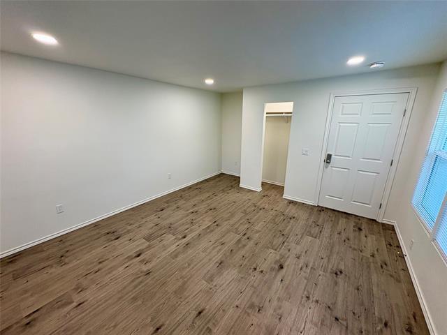 Building Photo - 1120 W Frey