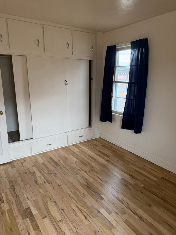 Building Photo - 210 2nd St