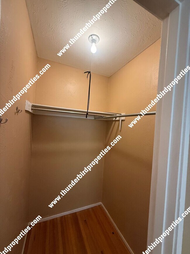 Building Photo - 5709 Arvilla Ave NE