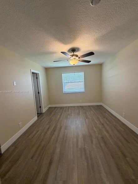 Building Photo - 8443 Royal Palm Blvd