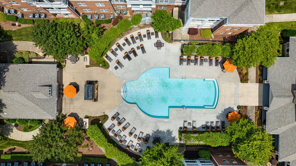 Windsor At Tryon Village 2000 Crossroads Manor Ct Cary NC 27518