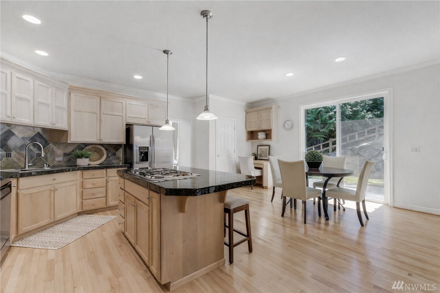 Building Photo - 26025 SE 23rd Pl