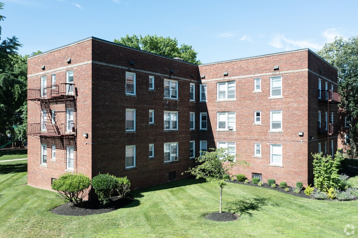 highland montgomery apartments highland park nj apartment finder