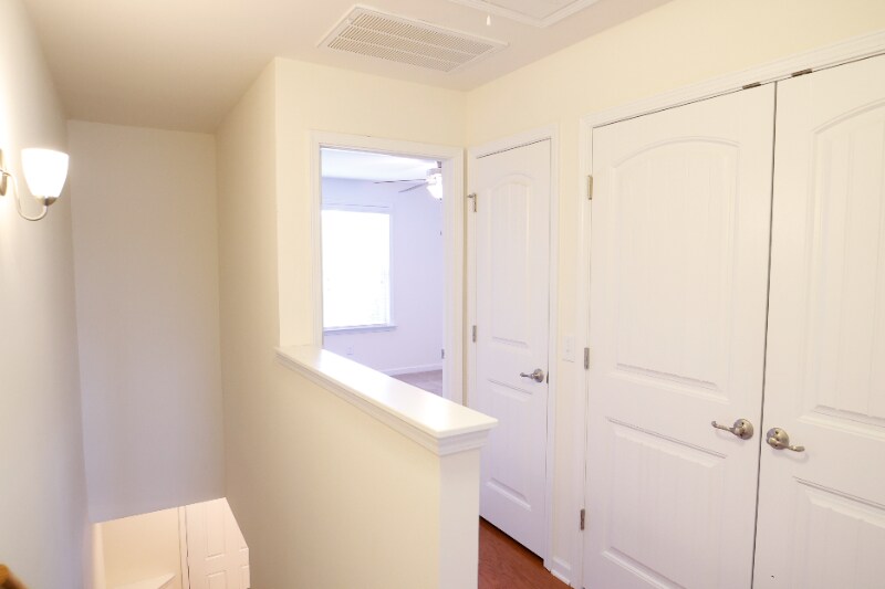 Building Photo - 2570 River Trail Dr