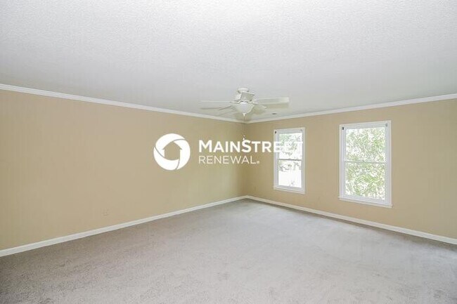 Building Photo - 4 Bedroom Pet-Friendly Home in Cordova, TN with Main Street Renewal