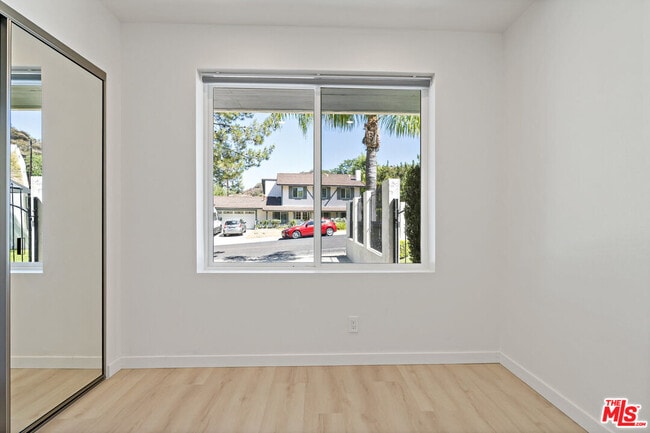 Building Photo - 23906 Darbun Dr