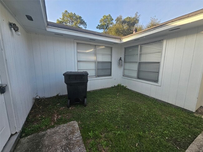 Building Photo - 22218 Spring Gate Dr