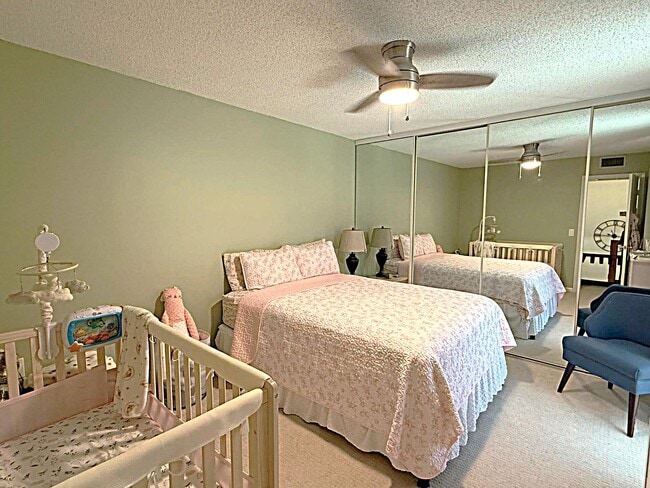 Building Photo - 212 2nd Ln