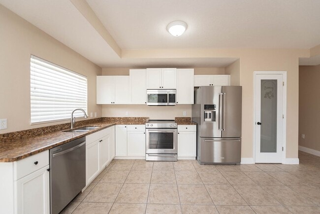 Building Photo - Brackenwood subdivision