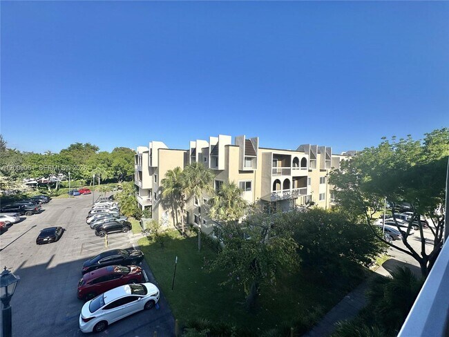 Building Photo - 7860 Camino Real