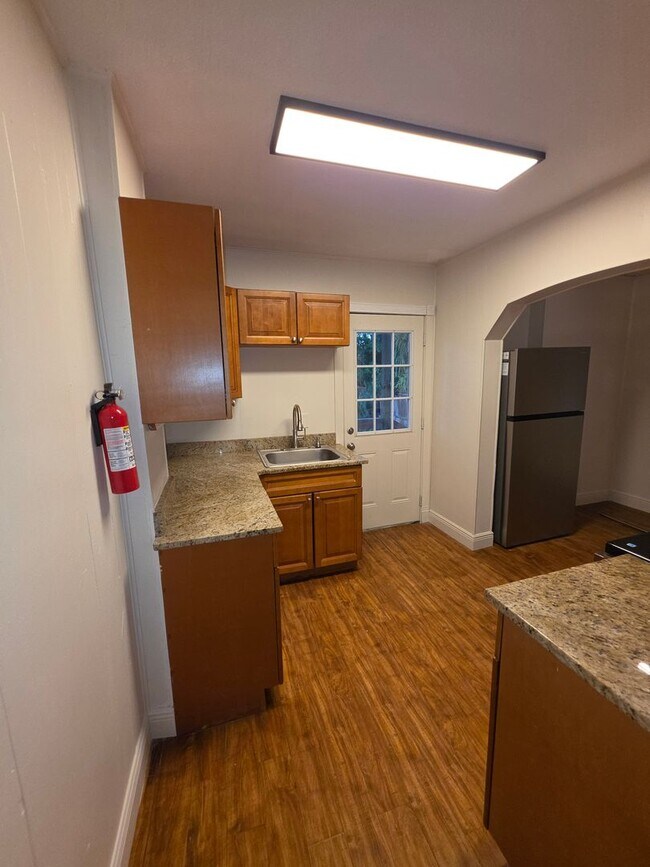 Building Photo - 202 Luella Ct